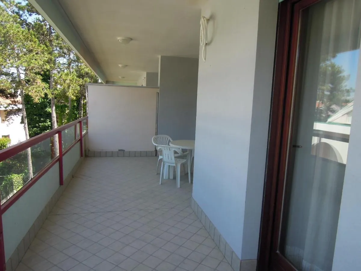 Two-Room Apartment With Balcony And Ac Bibione